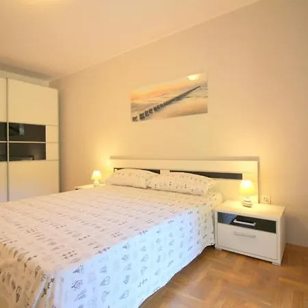 Apartments Andrea B4 Apartment Porec